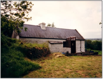 Cottage front c1990